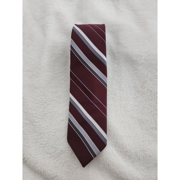 Vintage Wemblon II By Wembley Wash and wear Men's Tie 2.5"x54" Burgundy/Silver - Picture 1 of 6